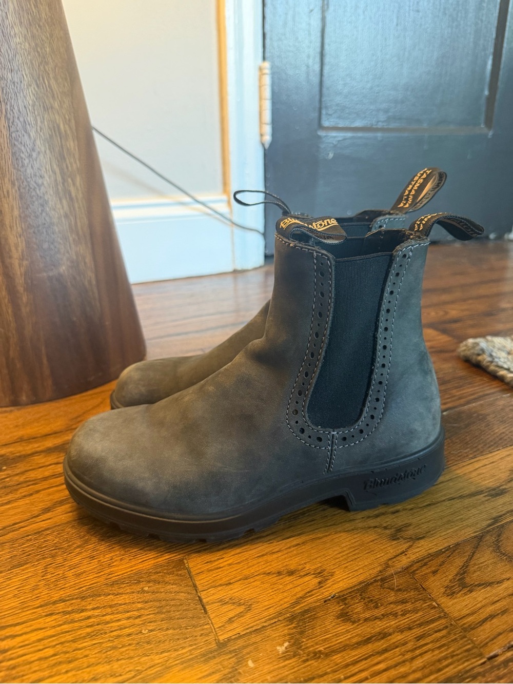 Blundstone Chelsea Boots - Charcoal Gray